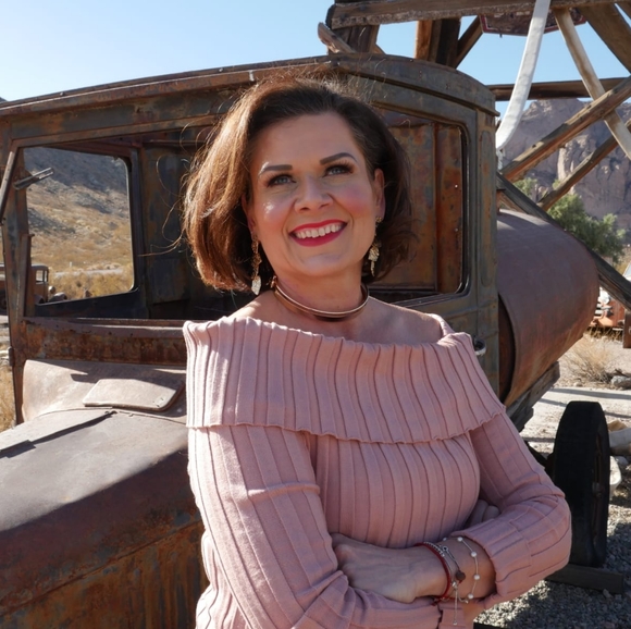 Sweater Size Large Blush Pink Off  Shoulder Lightweight Ribbed Knit Sexy Fall - Picture 2 of 6